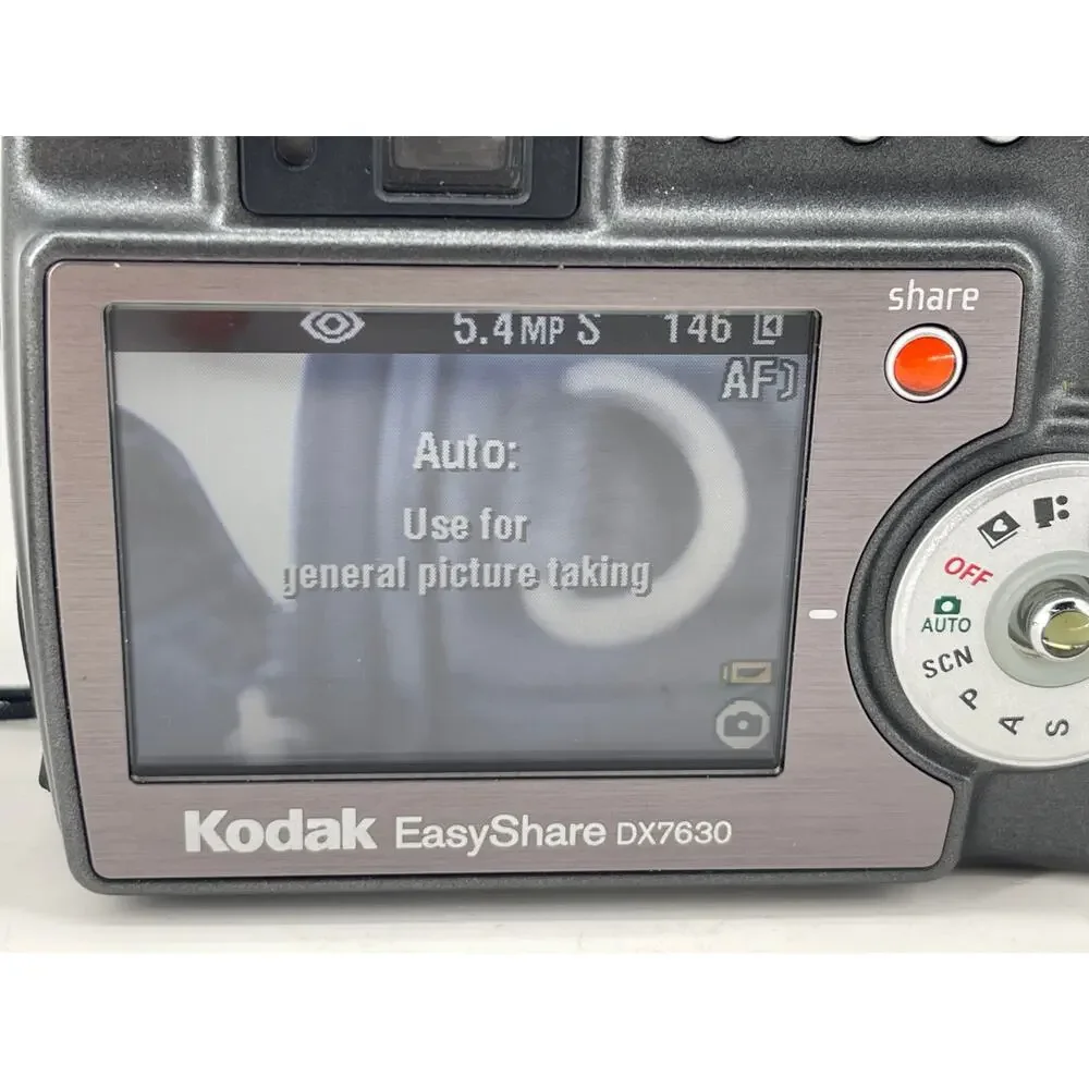 Kodak EasyShare DX7630 6.1MP Zoom Digital Camera